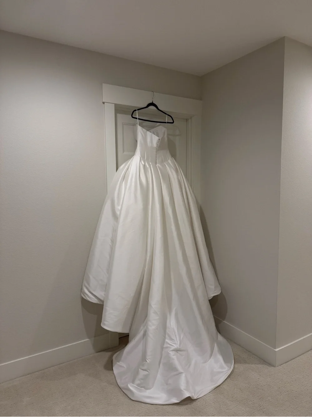 Pronovias White Wedding dress, cathedral veil & lace gloves